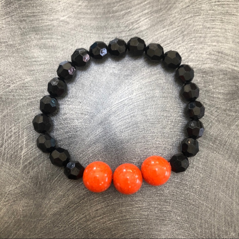 🛍3/$10! Halloween bracelet